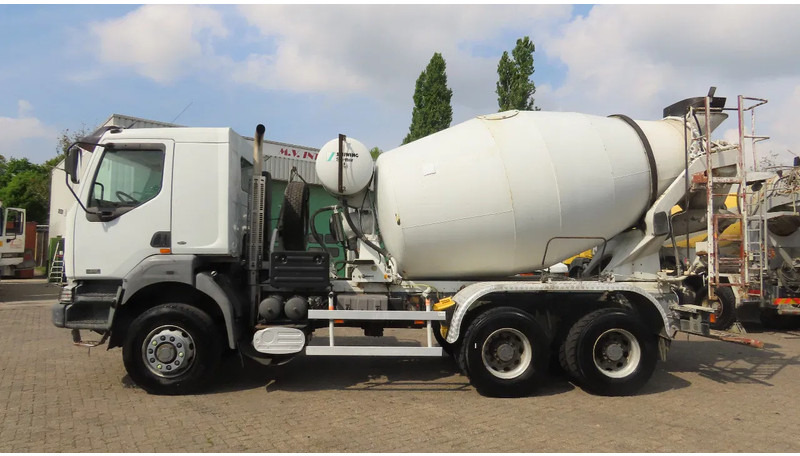 Renault Kerax 370 6X6! 10M3, FULL SPRIG. GREAT CONDITON! - Camion malaxeur: photos 3 Renault Kerax 370 6X6! 10M3, FULL SPRIG. GREAT CONDITON! - Camion malaxeur: photos 3