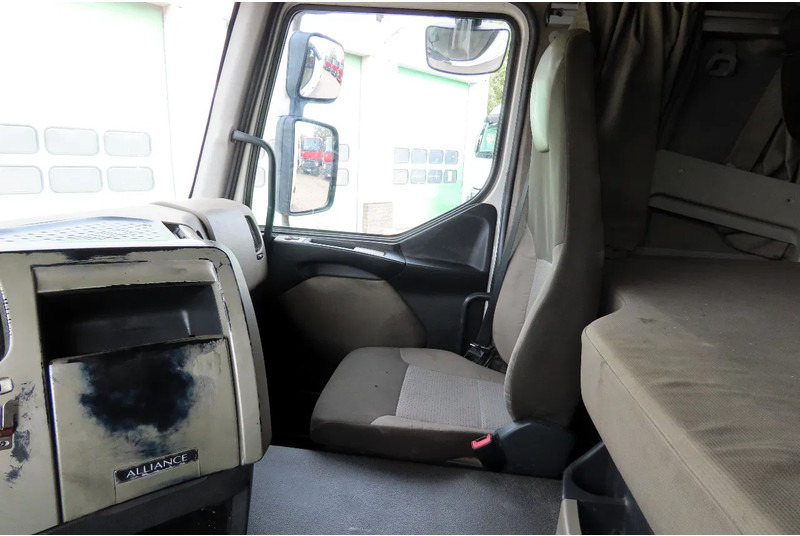 Tracteur routier Renault Premium 460 FRIGO: photos 18