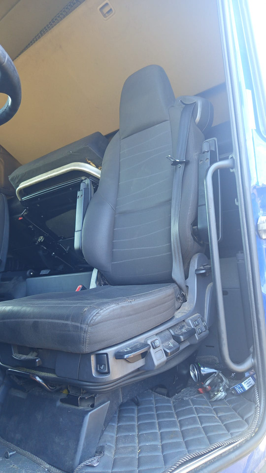 SCANIA STREAMLINE, NEXT GENERATION - Siège: photos 1 SCANIA STREAMLINE, NEXT GENERATION - Siège: photos 1