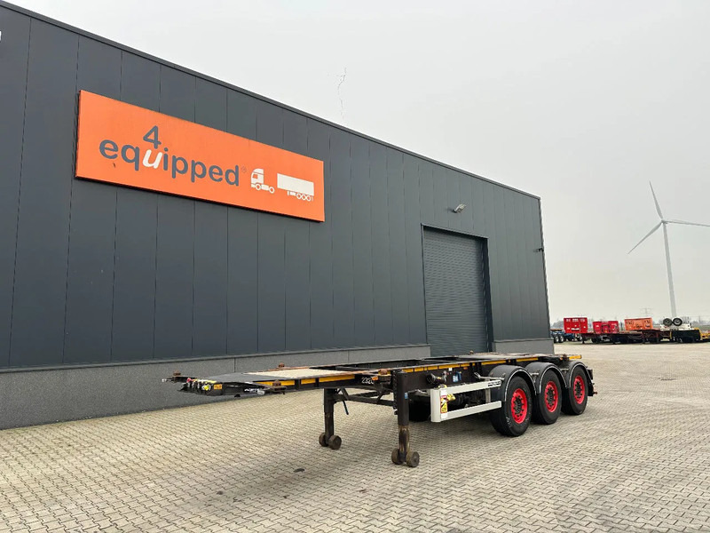 Burg 20FT ADR (EX/II, EX/III, FL, AT) Chassis, Leergewicht : 3.690kg, SAF INTRADISC, 2x Liftachse, NL-Chassis, APK/ADR: 04-2025 - Semi-remorque porte-conteneur/ Caisse mobile: photos 1 Burg 20FT ADR (EX/II, EX/III, FL, AT) Chassis, Leergewicht : 3.690kg, SAF INTRADISC, 2x Liftachse, NL-Chassis, APK/ADR: 04-2025 - Semi-remorque porte-conteneur/ Caisse mobile: photos 1