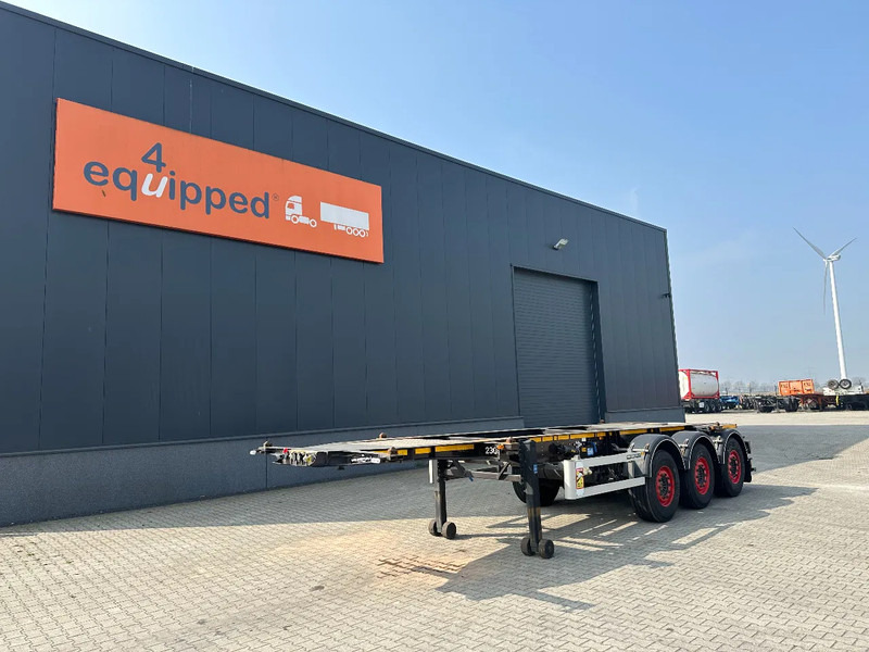 Burg 20FT ADR (EX/II, EX/III, FL, AT) Chassis, Leergewicht : 3.690kg, SAF INTRADISC, 2x Liftachse, NL-Chassis, APK/ADR: 07-2025 - Semi-remorque porte-conteneur/ Caisse mobile: photos 1 Burg 20FT ADR (EX/II, EX/III, FL, AT) Chassis, Leergewicht : 3.690kg, SAF INTRADISC, 2x Liftachse, NL-Chassis, APK/ADR: 07-2025 - Semi-remorque porte-conteneur/ Caisse mobile: photos 1