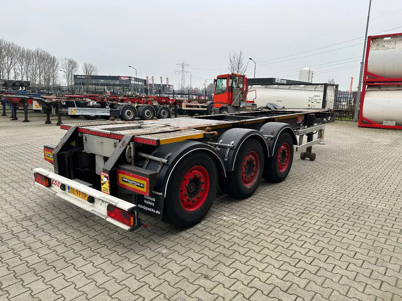 Burg 20FT ADR (EX/II, EX/III, FL, AT) Chassis, Leergewicht : 3.690kg, SAF INTRADISC, 2x Liftachse, NL-Chassis - Semi-remorque porte-conteneur/ Caisse mobile: photos 3 Burg 20FT ADR (EX/II, EX/III, FL, AT) Chassis, Leergewicht : 3.690kg, SAF INTRADISC, 2x Liftachse, NL-Chassis - Semi-remorque porte-conteneur/ Caisse mobile: photos 3