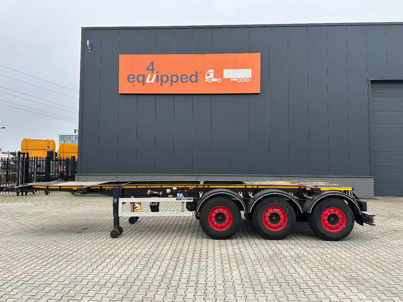 Burg 20FT ADR (EX/II, EX/III, FL, AT) Chassis, leeggewicht: 3.690kg, SAF INTRADISC, 2x Liftaxle, NL-chassis, APK: 08-2025 - Semi-remorque porte-conteneur/ Caisse mobile: photos 2 Burg 20FT ADR (EX/II, EX/III, FL, AT) Chassis, leeggewicht: 3.690kg, SAF INTRADISC, 2x Liftaxle, NL-chassis, APK: 08-2025 - Semi-remorque porte-conteneur/ Caisse mobile: photos 2