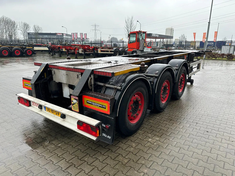 Burg 20FT ADR (EX/II, EX/III, FL, AT), Leergewicht: 3.690kg, SAF INTRADISC, 2x Liftachse, ALCOA, NL-Chassis, APK/ADR: 02-2026 - Semi-remorque porte-conteneur/ Caisse mobile: photos 3 Burg 20FT ADR (EX/II, EX/III, FL, AT), Leergewicht: 3.690kg, SAF INTRADISC, 2x Liftachse, ALCOA, NL-Chassis, APK/ADR: 02-2026 - Semi-remorque porte-conteneur/ Caisse mobile: photos 3
