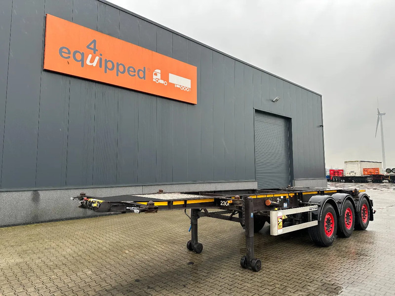 Burg 20FT ADR (EX/II, EX/III, FL, AT), Leergewicht: 3.690kg, SAF INTRADISC, 2x Liftachse, ALCOA, NL-Chassis, APK/ADR: 02-2026 - Semi-remorque porte-conteneur/ Caisse mobile: photos 1 Burg 20FT ADR (EX/II, EX/III, FL, AT), Leergewicht: 3.690kg, SAF INTRADISC, 2x Liftachse, ALCOA, NL-Chassis, APK/ADR: 02-2026 - Semi-remorque porte-conteneur/ Caisse mobile: photos 1