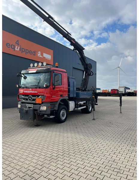 Mercedes-Benz Actros 2046 4x4 / FULL SPRING / HIAB 288 EP 5 HIPRO Crane / EURO-5 - Camion grue: photos 2 Mercedes-Benz Actros 2046 4x4 / FULL SPRING / HIAB 288 EP 5 HIPRO Crane / EURO-5 - Camion grue: photos 2