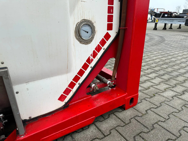 Cuve de stockage pour transport de carburant SINGAMAS 20FT ISO, 26.000L/1-COMP/3 BAFFELS/3 manholes, 5Y inspection: 06/2027: photos 9