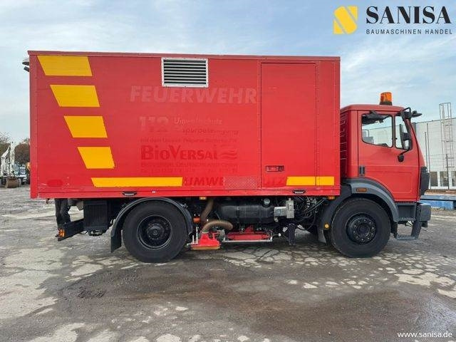 MERCEDES-BENZ 1424 Ölspurenbeseitigung und Straßenreiniger - Camion vidangeur: photos 2 MERCEDES-BENZ 1424 Ölspurenbeseitigung und Straßenreiniger - Camion vidangeur: photos 2