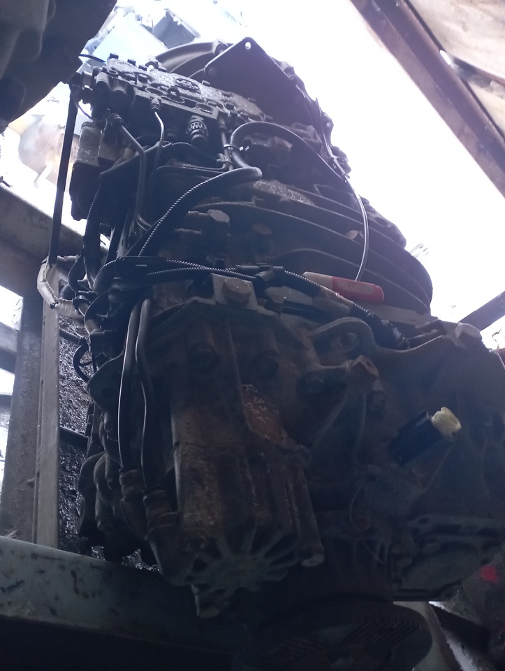 DAF XF105 - Boîte de vitesse pour Châssis cabine: photos 3 DAF XF105 - Boîte de vitesse pour Châssis cabine: photos 3