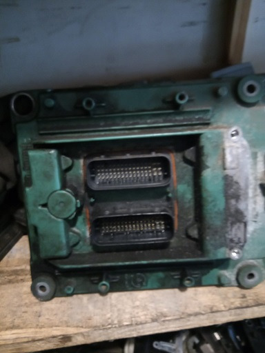 EDC VOLVO FH460 D13K460 22423434 P01 - Bloc de gestion pour Camion: photos 2 EDC VOLVO FH460 D13K460 22423434 P01 - Bloc de gestion pour Camion: photos 2