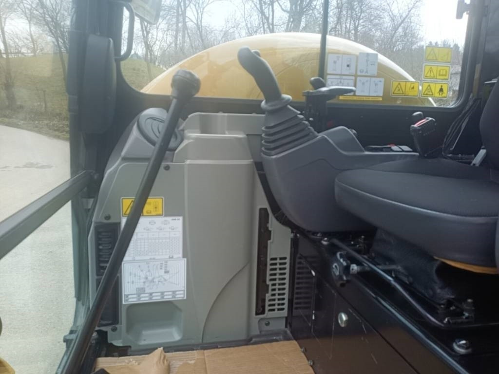 Pelle sur chenille CATERPILLAR 303 ECR: photos 15