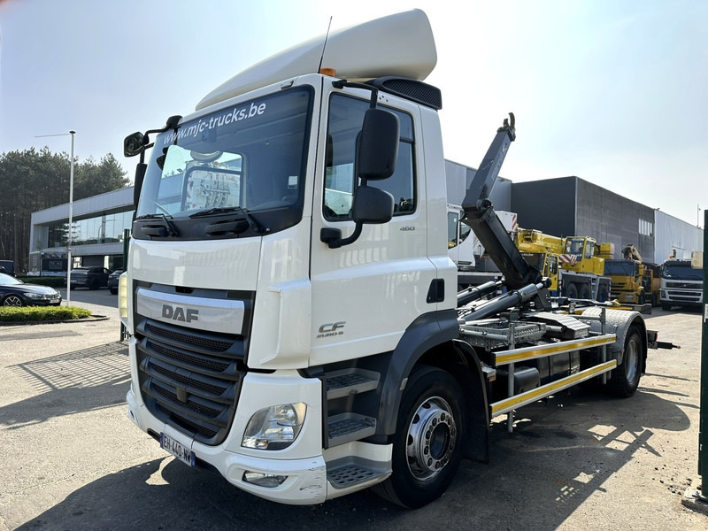 DAF CF 460 4x2 19T MARREL HOOKLIFT - 5.10M + 1.30M RETRACTABLE BUMPER - EURO 6 - 13L ENGINE - ZF AUTO - Camion ampliroll: photos 3 DAF CF 460 4x2 19T MARREL HOOKLIFT - 5.10M + 1.30M RETRACTABLE BUMPER - EURO 6 - 13L ENGINE - ZF AUTO - Camion ampliroll: photos 3