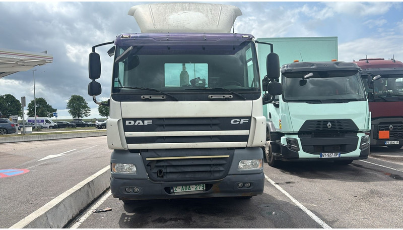 DAF CF 85.410 - 19T HOOKLIFT / ABROLLKIPPER / GANCHO - MANUAL ZF - A/C - GOOD CONDITION - Camion ampliroll: photos 2 DAF CF 85.410 - 19T HOOKLIFT / ABROLLKIPPER / GANCHO - MANUAL ZF - A/C - GOOD CONDITION - Camion ampliroll: photos 2