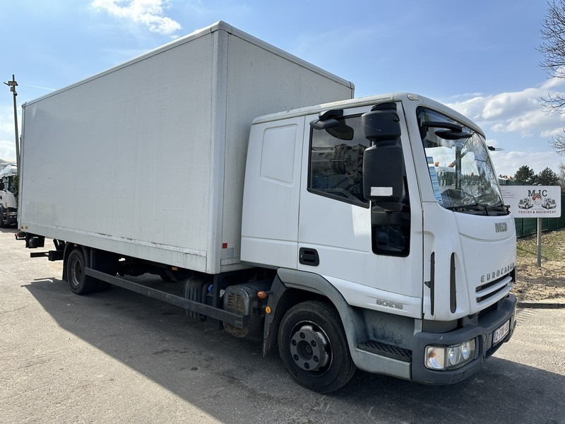 Iveco EUROCARGO 80E18 CLOSED BOX 6m00 x 2m49 x 2m37 - EURO 5 - *176.000km* - TAILLIFT - MANUAL - BE TRUCK - Camion fourgon: photos 1 Iveco EUROCARGO 80E18 CLOSED BOX 6m00 x 2m49 x 2m37 - EURO 5 - *176.000km* - TAILLIFT - MANUAL - BE TRUCK - Camion fourgon: photos 1
