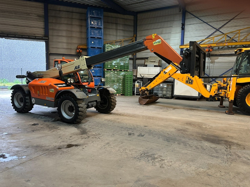 JLG 3507H 4x4 TELEHANDLER - 3.5T / 7m - 4x4x4 - DEUTZ 75kW - CE - BE MACHINE - Chariot télescopique: photos 2 JLG 3507H 4x4 TELEHANDLER - 3.5T / 7m - 4x4x4 - DEUTZ 75kW - CE - BE MACHINE - Chariot télescopique: photos 2