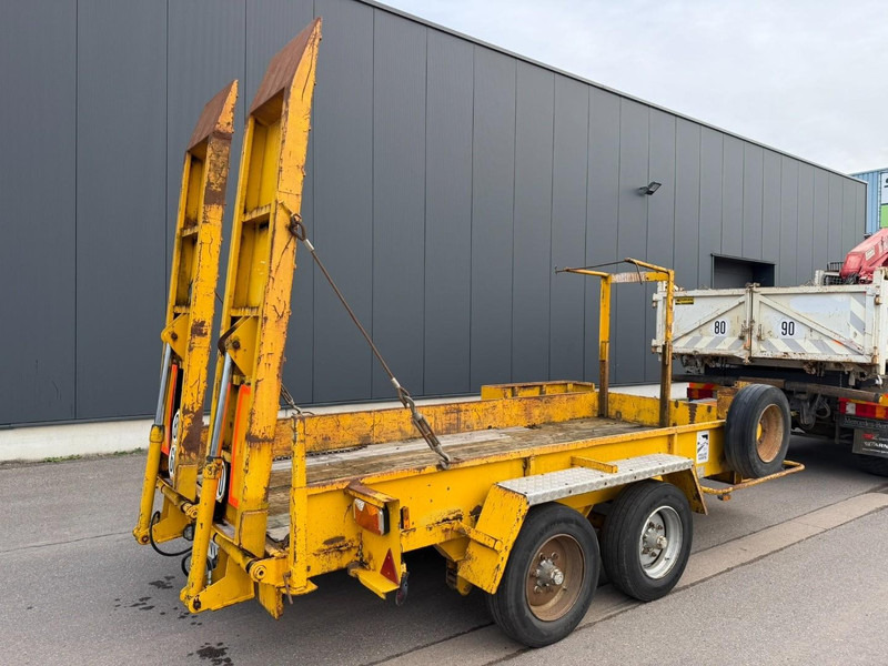 Louault R2CAS06 6T LOWLOADER / TIEFLADER / PORTE CHAR - HYDR RAMPS - STEEL SPRING / LAMES / BLATT - Remorque porte-engin surbaissée: photos 3 Louault R2CAS06 6T LOWLOADER / TIEFLADER / PORTE CHAR - HYDR RAMPS - STEEL SPRING / LAMES / BLATT - Remorque porte-engin surbaissée: photos 3