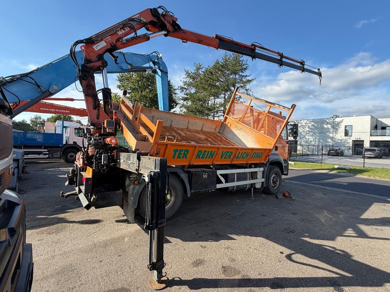 MAN TGA 18.310 4x4 Hydro-drive 2-SEITEN KIPPER + KRAN ATLAS 165 (4x) + RADIO - BE truck - Camion benne, Camion grue: photos 4 MAN TGA 18.310 4x4 Hydro-drive 2-SEITEN KIPPER + KRAN ATLAS 165 (4x) + RADIO - BE truck - Camion benne, Camion grue: photos 4