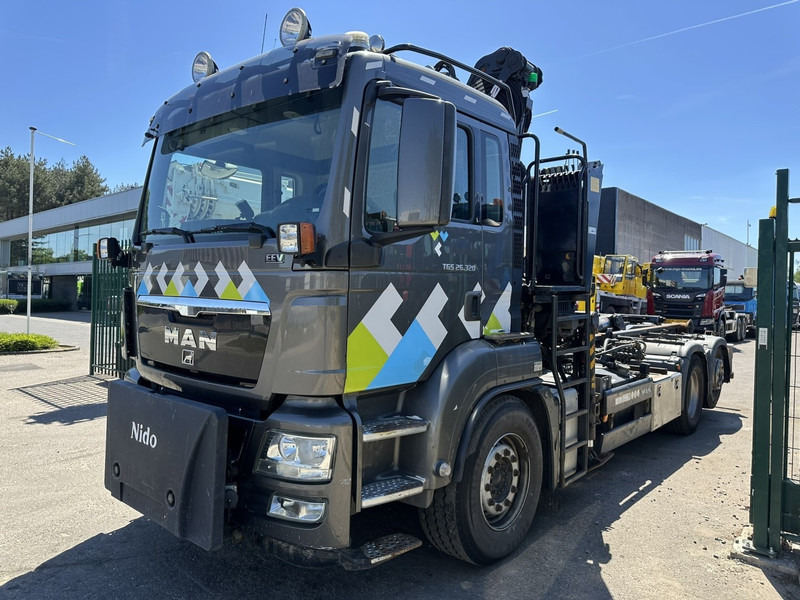 MAN TGS 26.320 6X2-4 BL EEV + CRANE EPSILON Q170Z95TR + GRABBER - LIFT/STEERING AXLE - *266.000km* - NL TRUCK - Camion ampliroll, Camion grue: photos 5 MAN TGS 26.320 6X2-4 BL EEV + CRANE EPSILON Q170Z95TR + GRABBER - LIFT/STEERING AXLE - *266.000km* - NL TRUCK - Camion ampliroll, Camion grue: photos 5