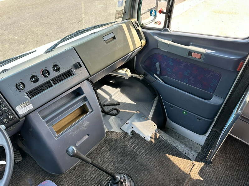 Autocar Mercedes-Benz 814 - 38 PLACES - WHEELCHAIR LIFT - ROLSTOEL LIFT - ASCENSCEUR FAUTEUIL ROULANT - MANUAL - AIR SUSPENSION: photos 9