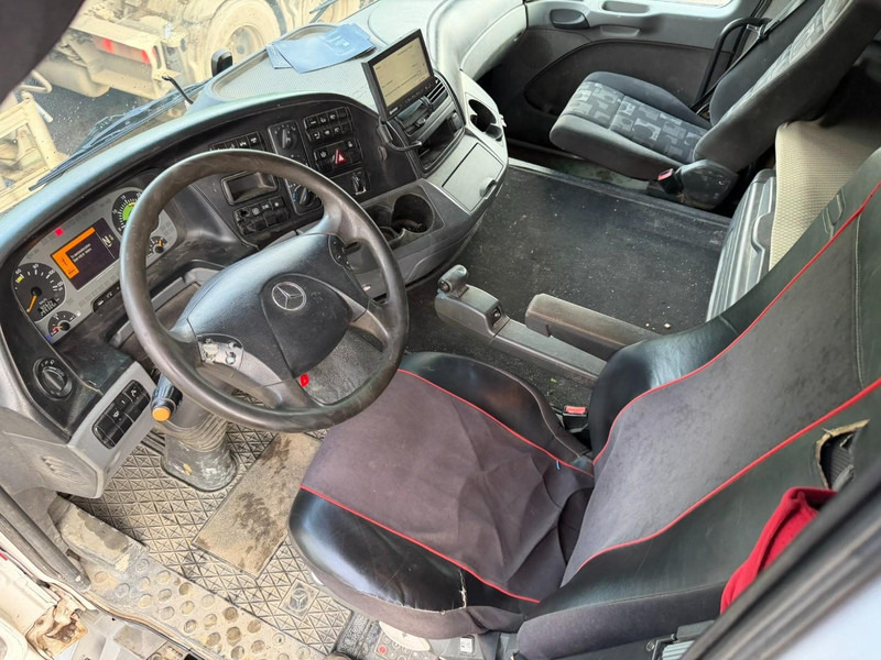 Camion grue Mercedes-Benz ACTROS 2544 6x2 MP2 + CRANE ATLAS 165.2E (3x HYDR) - RADIO - *FULL AIR* - LIFT + STEERING AXLE - *299.000km* - PLATFORM 6m50: photos 10 Camion grue Mercedes-Benz ACTROS 2544 6x2 MP2 + CRANE ATLAS 165.2E (3x HYDR) - RADIO - *FULL AIR* - LIFT + STEERING AXLE - *299.000km* - PLATFORM 6m50: photos 10