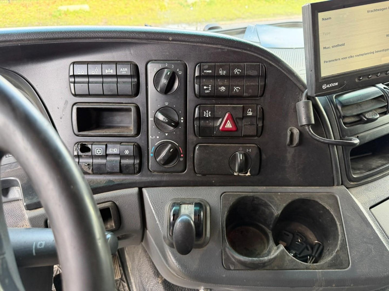 Camion grue Mercedes-Benz ACTROS 2544 6x2 MP2 + CRANE ATLAS 165.2E (3x HYDR) - RADIO - *FULL AIR* - LIFT + STEERING AXLE - *299.000km* - PLATFORM 6m50: photos 12 Camion grue Mercedes-Benz ACTROS 2544 6x2 MP2 + CRANE ATLAS 165.2E (3x HYDR) - RADIO - *FULL AIR* - LIFT + STEERING AXLE - *299.000km* - PLATFORM 6m50: photos 12