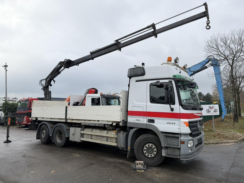 Mercedes-Benz ACTROS 2544 6x2 MP2 + CRANE ATLAS 165.2E (3x HYDR) - RADIO - *FULL AIR* - LIFT + STEERING AXLE - *299.000km* - PLATFORM 6m50 - Camion grue: photos 1 Mercedes-Benz ACTROS 2544 6x2 MP2 + CRANE ATLAS 165.2E (3x HYDR) - RADIO - *FULL AIR* - LIFT + STEERING AXLE - *299.000km* - PLATFORM 6m50 - Camion grue: photos 1
