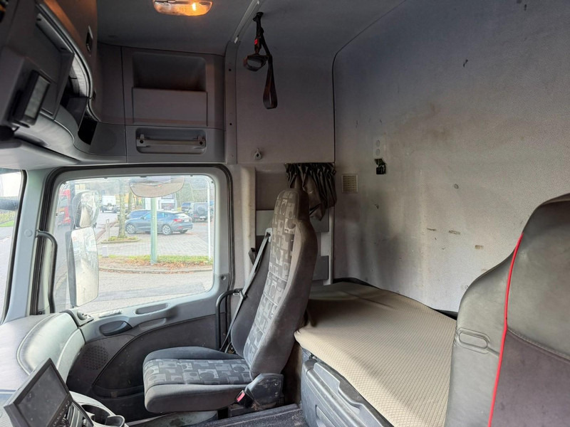 Camion grue Mercedes-Benz ACTROS 2544 6x2 MP2 + CRANE ATLAS 165.2E (3x HYDR) - RADIO - *FULL AIR* - LIFT + STEERING AXLE - *299.000km* - PLATFORM 6m50: photos 11 Camion grue Mercedes-Benz ACTROS 2544 6x2 MP2 + CRANE ATLAS 165.2E (3x HYDR) - RADIO - *FULL AIR* - LIFT + STEERING AXLE - *299.000km* - PLATFORM 6m50: photos 11