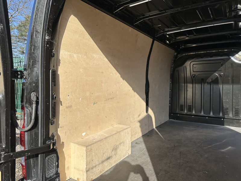 Fourgon utilitaire Renault MASTER 2.3 DCI - 150hp - RED EDTION L3H2  - GPS - CAMERA - TÜV 10/2025 - MANUAL 6 - COMFORT PACK - BE: photos 10