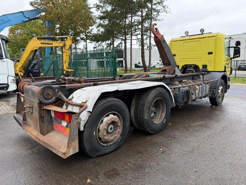 Scania 94G-260 6x2 HOOKLIFT / GANCHO - MANUAL - BE TRUCK - Camion ampliroll: photos 5 Scania 94G-260 6x2 HOOKLIFT / GANCHO - MANUAL - BE TRUCK - Camion ampliroll: photos 5