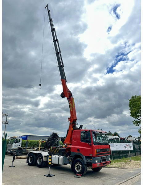DAF 85 CF 430 6x4 CRANE PK 32.000 F (7x) + WINCH - EURO 2 - MANUAL ZF - HUB REDUCTION / STEEL SPRING - BE TRUCK - Tracteur routier: photos 5 DAF 85 CF 430 6x4 CRANE PK 32.000 F (7x) + WINCH - EURO 2 - MANUAL ZF - HUB REDUCTION / STEEL SPRING - BE TRUCK - Tracteur routier: photos 5