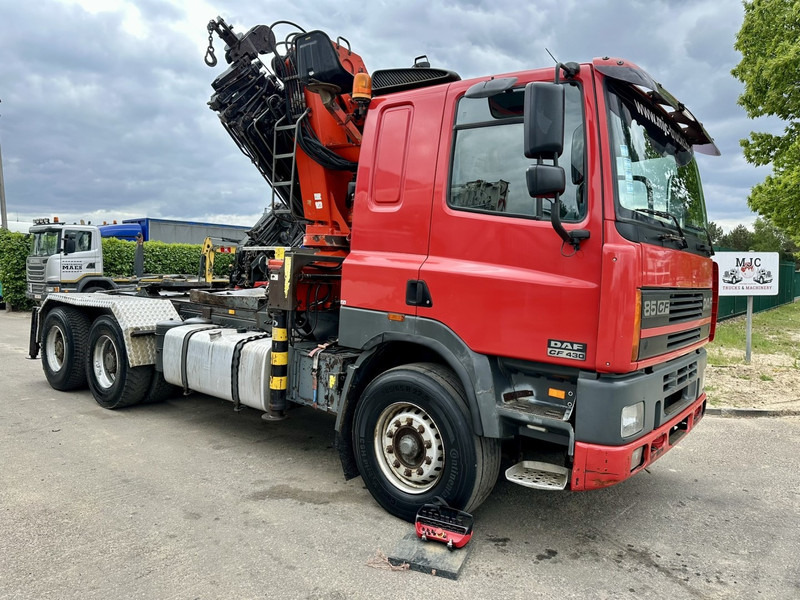 DAF 85 CF 430 6x4 TRACTOR + CRANE PK 32.000 F (7x) + WINCH - EURO 2 - MANUAL ZF - HUB REDUCTION / STEEL SPRING - BE TRUCK - Tracteur routier: photos 1 DAF 85 CF 430 6x4 TRACTOR + CRANE PK 32.000 F (7x) + WINCH - EURO 2 - MANUAL ZF - HUB REDUCTION / STEEL SPRING - BE TRUCK - Tracteur routier: photos 1