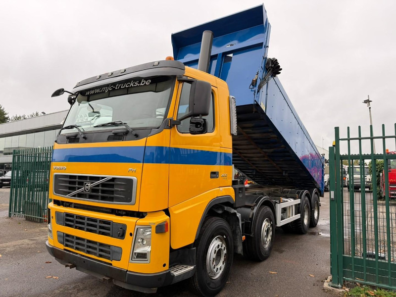 Volvo FH 400 8X4 TIPPER (insulated/isolé) - MANUAL 3+3 - STEEL SPRING / BLATT - EURO 5 - TUV 01/2026 - AXLES HUB REDUCTION - BE TRUCK - Camion benne: photos 3 Volvo FH 400 8X4 TIPPER (insulated/isolé) - MANUAL 3+3 - STEEL SPRING / BLATT - EURO 5 - TUV 01/2026 - AXLES HUB REDUCTION - BE TRUCK - Camion benne: photos 3
