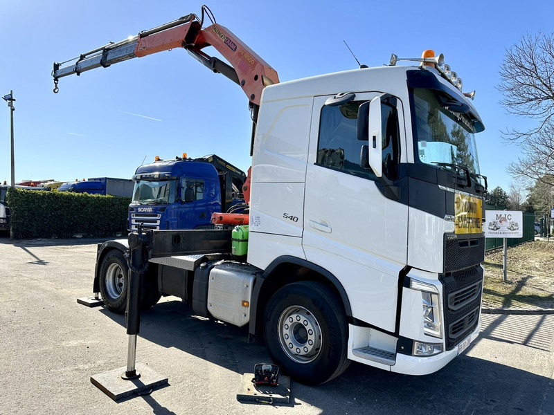 Volvo FH 540 TRACTOR + CRANE PK 18500 + RADIO - *449.000km* - EURO 6 - COC - 4 STABS - Camion grue: photos 1 Volvo FH 540 TRACTOR + CRANE PK 18500 + RADIO - *449.000km* - EURO 6 - COC - 4 STABS - Camion grue: photos 1