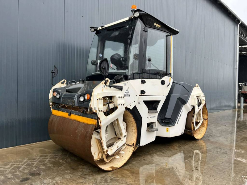 Compacteur Bomag BW151AD-5: photos 1