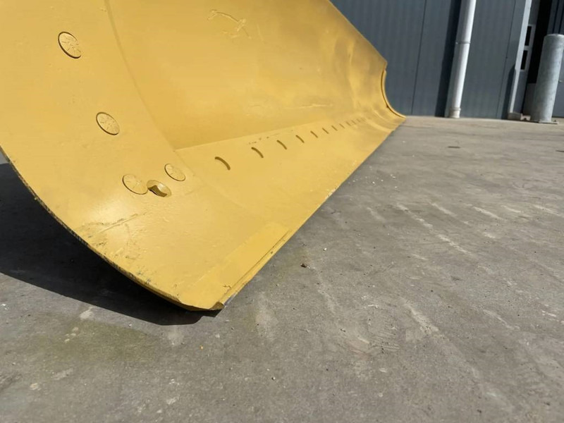 Cat 140G Moldboard - Lame pour Engins de chantier: photos 4 Cat 140G Moldboard - Lame pour Engins de chantier: photos 4