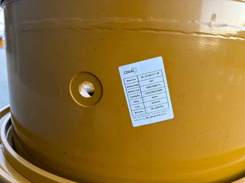 Cat 17.00-25/1.7 RIM for 20.5 x 25 - CAT 938M - Pneus et jantes pour Engins de chantier: photos 5 Cat 17.00-25/1.7 RIM for 20.5 x 25 - CAT 938M - Pneus et jantes pour Engins de chantier: photos 5