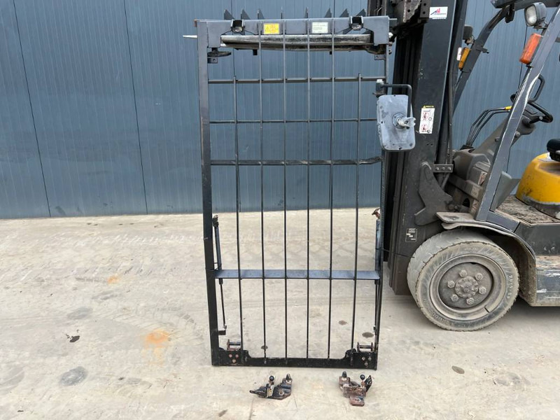 Cat 313D / M315D / 320D / 325D / 330D / 345C / 365C / - Cabine et intérieur pour Engins de chantier: photos 2 Cat 313D / M315D / 320D / 325D / 330D / 345C / 365C / - Cabine et intérieur pour Engins de chantier: photos 2