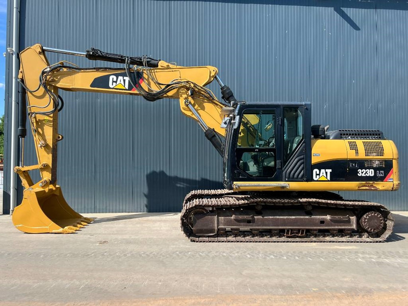 Cat 323D LN VA - Pelle sur chenille: photos 2 Cat 323D LN VA - Pelle sur chenille: photos 2