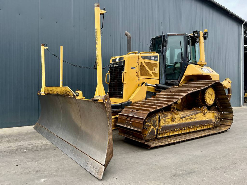 Cat D6N LGP - RIPPER - Bulldozer: photos 1 Cat D6N LGP - RIPPER - Bulldozer: photos 1