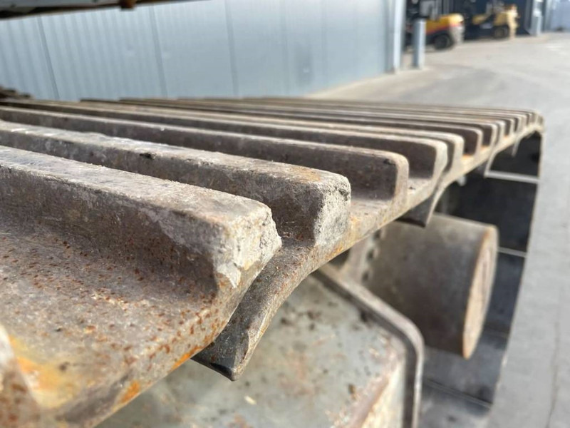 Liebherr R922 SLC - Pelle sur chenille: photos 5 Liebherr R922 SLC - Pelle sur chenille: photos 5