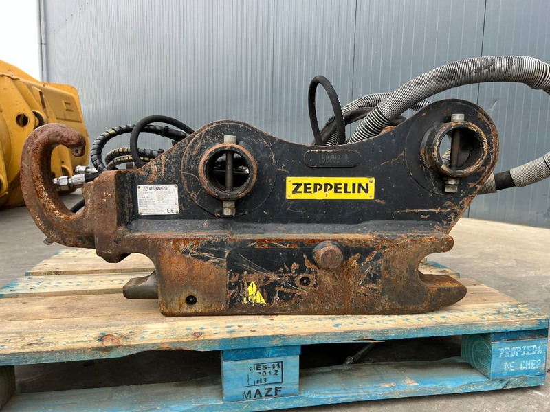 Attache rapide pour Engins de chantier OilQuick OQ70/55 - 323F: photos 8 Attache rapide pour Engins de chantier OilQuick OQ70/55 - 323F: photos 8