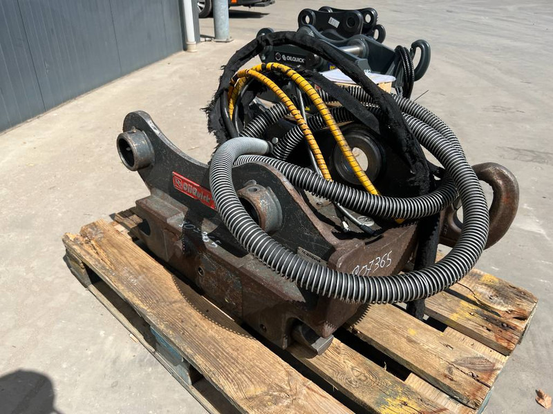 OilQuick OQ70/55 - EC210 / EC220 - Attache rapide pour Engins de chantier: photos 3 OilQuick OQ70/55 - EC210 / EC220 - Attache rapide pour Engins de chantier: photos 3