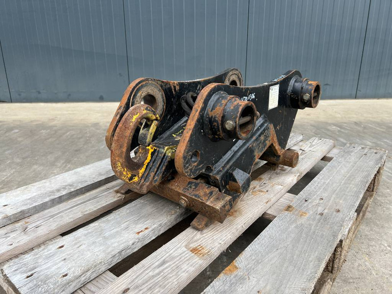 Verachtert CW10 - 310 - Attache rapide pour Engins de chantier: photos 1 Verachtert CW10 - 310 - Attache rapide pour Engins de chantier: photos 1
