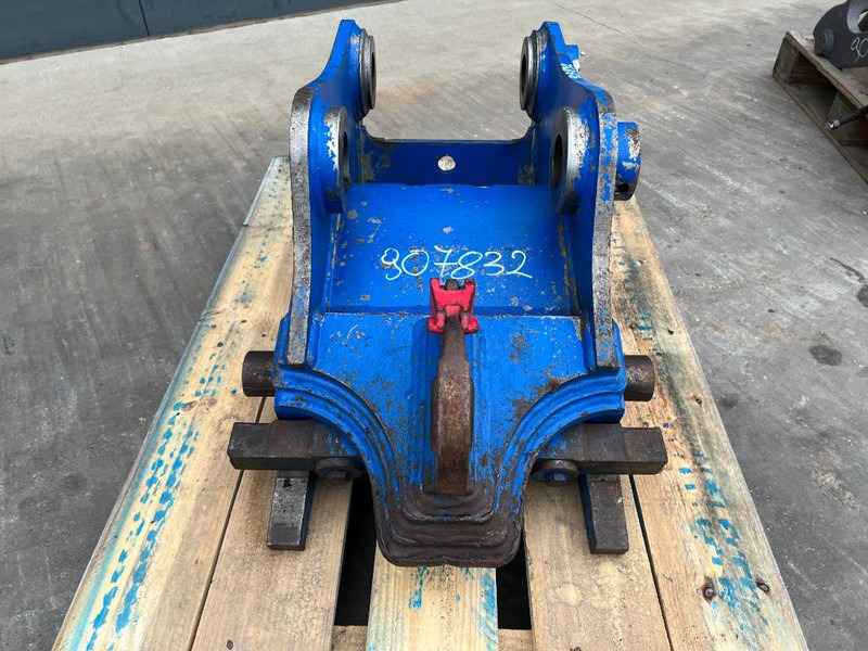 Verachtert CW30S / CW40S - DX140 / DX160 - Attache rapide pour Engins de chantier: photos 2 Verachtert CW30S / CW40S - DX140 / DX160 - Attache rapide pour Engins de chantier: photos 2