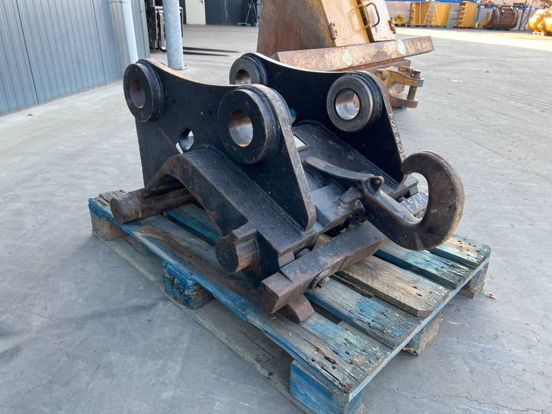 Verachtert CW45 - 329E - Attache rapide pour Engins de chantier: photos 3 Verachtert CW45 - 329E - Attache rapide pour Engins de chantier: photos 3