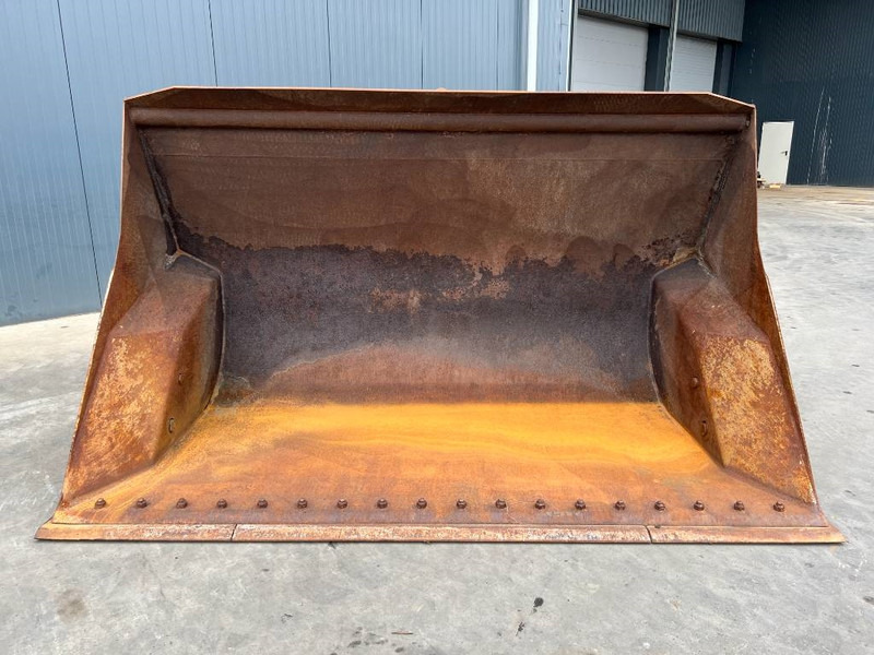 Volvo ISO / Lundberg -L120E / L120F / L120G / L120H / L1 - Godet pour Engins de chantier: photos 2 Volvo ISO / Lundberg -L120E / L120F / L120G / L120H / L1 - Godet pour Engins de chantier: photos 2