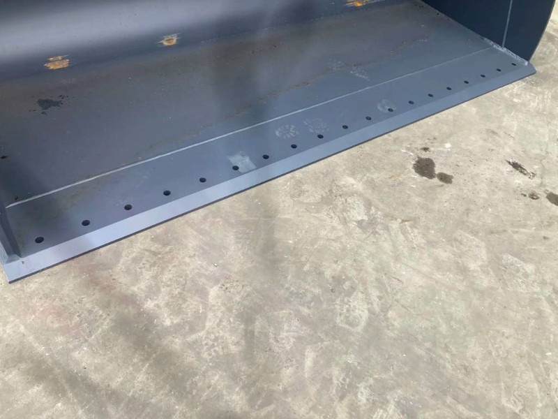 Godet pour Engins de chantier neuf Volvo L120G: photos 9 Godet pour Engins de chantier neuf Volvo L120G: photos 9