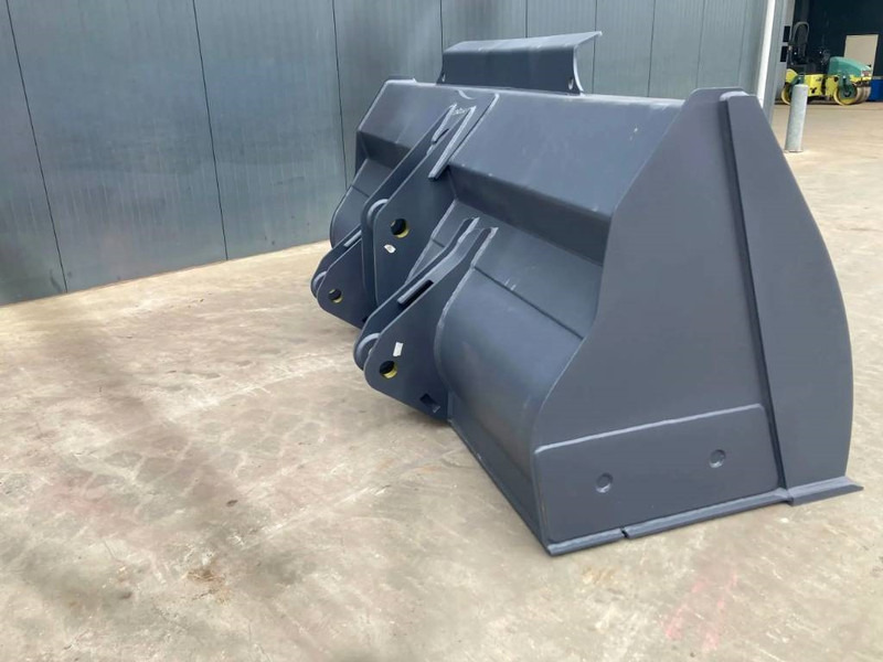 Godet pour Engins de chantier neuf Volvo L120H: photos 7 Godet pour Engins de chantier neuf Volvo L120H: photos 7