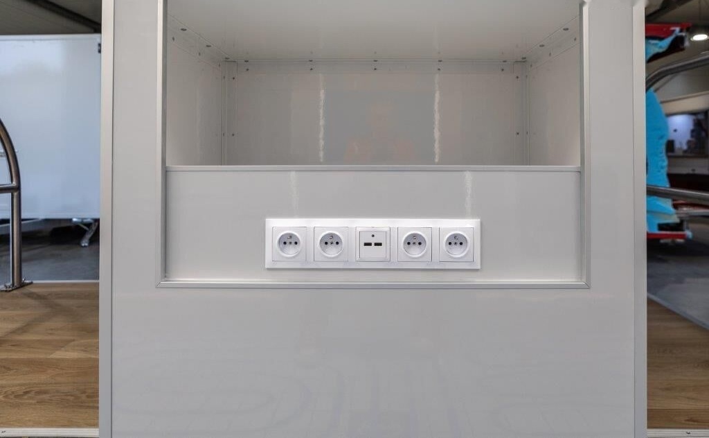 Camion magasin neuf Bannert EVENT, SZKOLENIA TARGI: photos 22 Camion magasin neuf Bannert EVENT, SZKOLENIA TARGI: photos 22