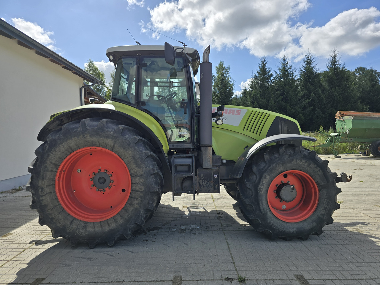 CLAAS AXION 850 - Tracteur agricole: photos 1 CLAAS AXION 850 - Tracteur agricole: photos 1